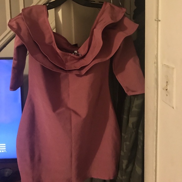 Dress - Picture 4 of 4